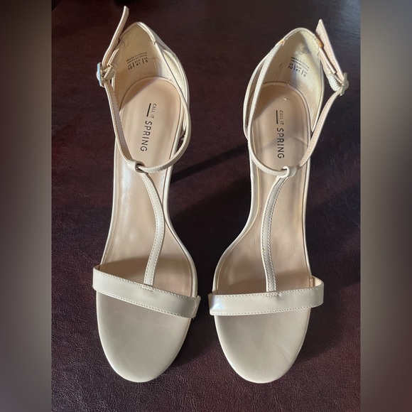 Call It Spring beige/cream colored high heels - Picture 4 of 4